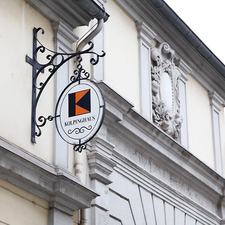 Kolping Hostel Trier Im Warsberger Hof Exterior photo