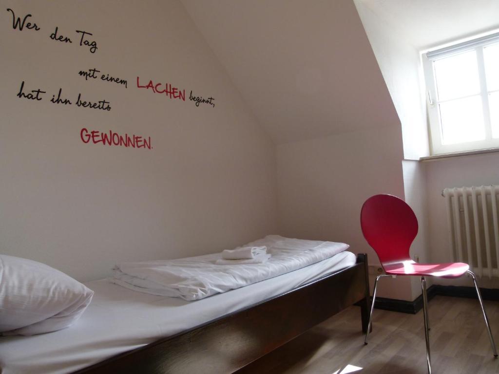 Kolping Hostel Trier Im Warsberger Hof Room photo